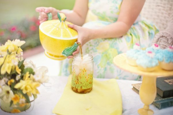 Living with Littles: A Bit of Royal Tea