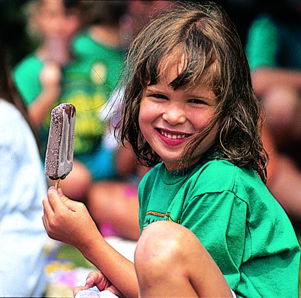 girl with fudgsicle