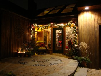 Pineville Christmas House