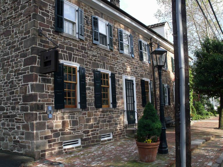 daniel-dolohan-house