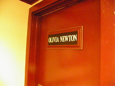 humorous-bathrooms-isaac-newtons humorous-bathrooms-isaac-newtons
