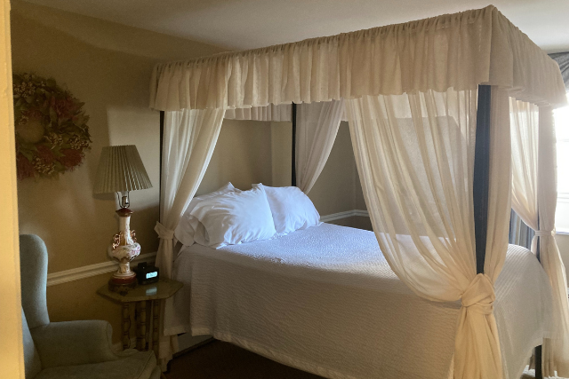 Plumsteadville Inn (2)