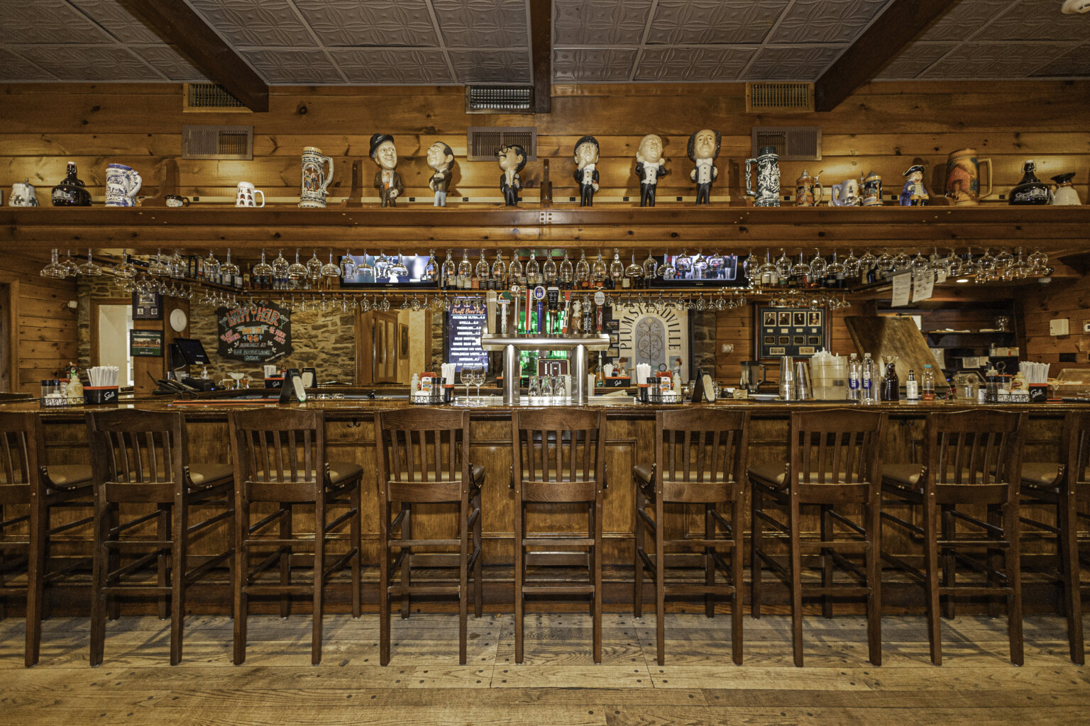 2023 Holiday Gift Guide Bucks Happening