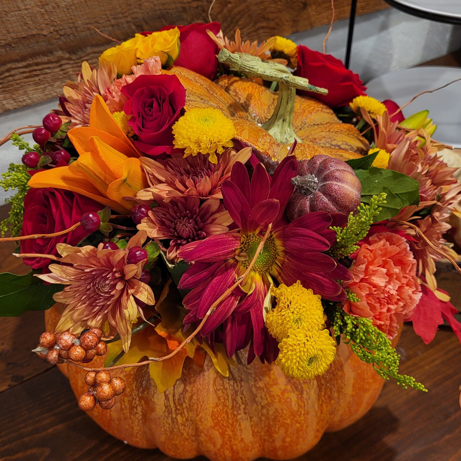 2024 pumpkin with flowers