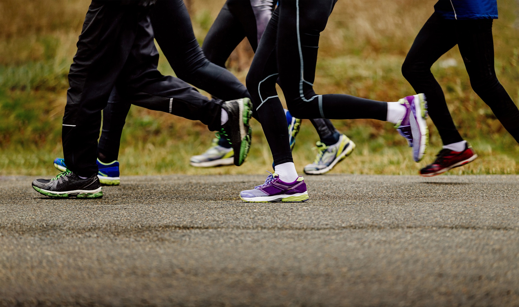 leg runners in leggings